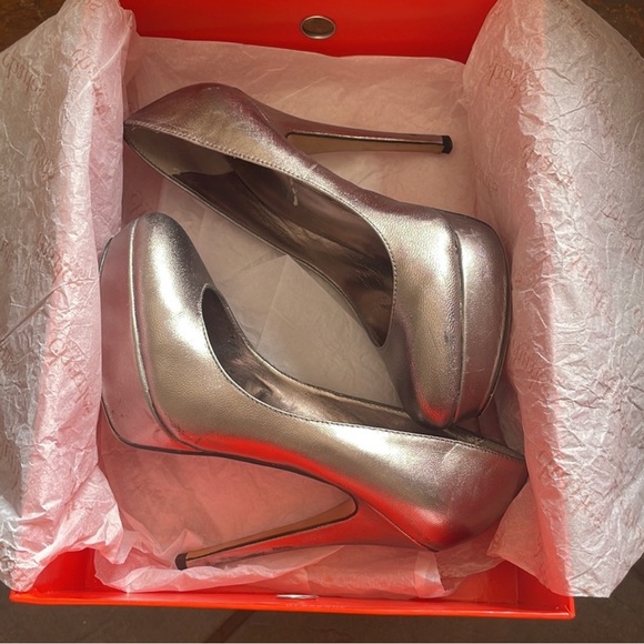 Charles by Charles David Pewter Platform Pumps - Picture 9 of 9